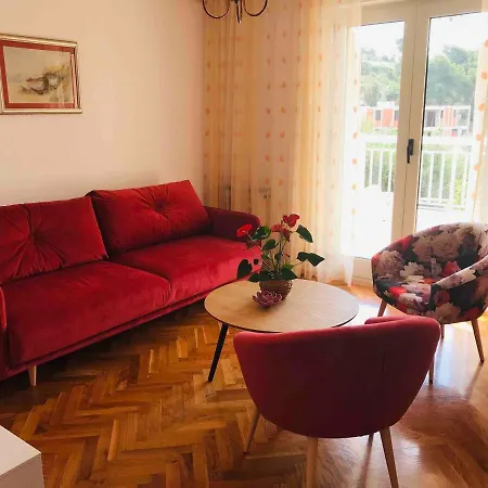 Apartman Ana *
