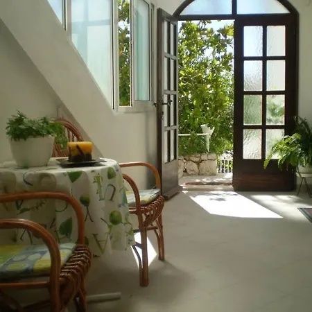 Ana Apartman Hvar Town